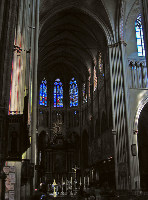 Интерьер собора св. Сальватора