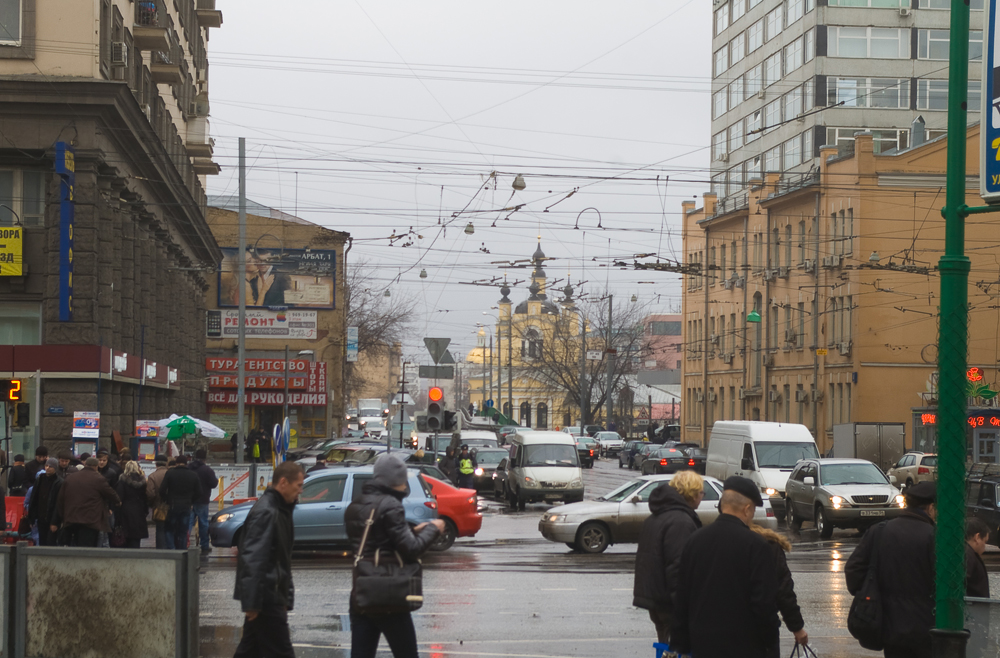 Угол Нижней Красносельской и Краснопрудной улиц